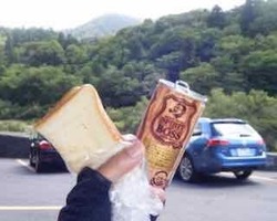 トーストとコーヒー.jpeg