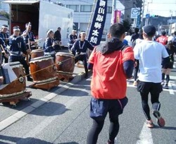 太鼓の応援.jpg